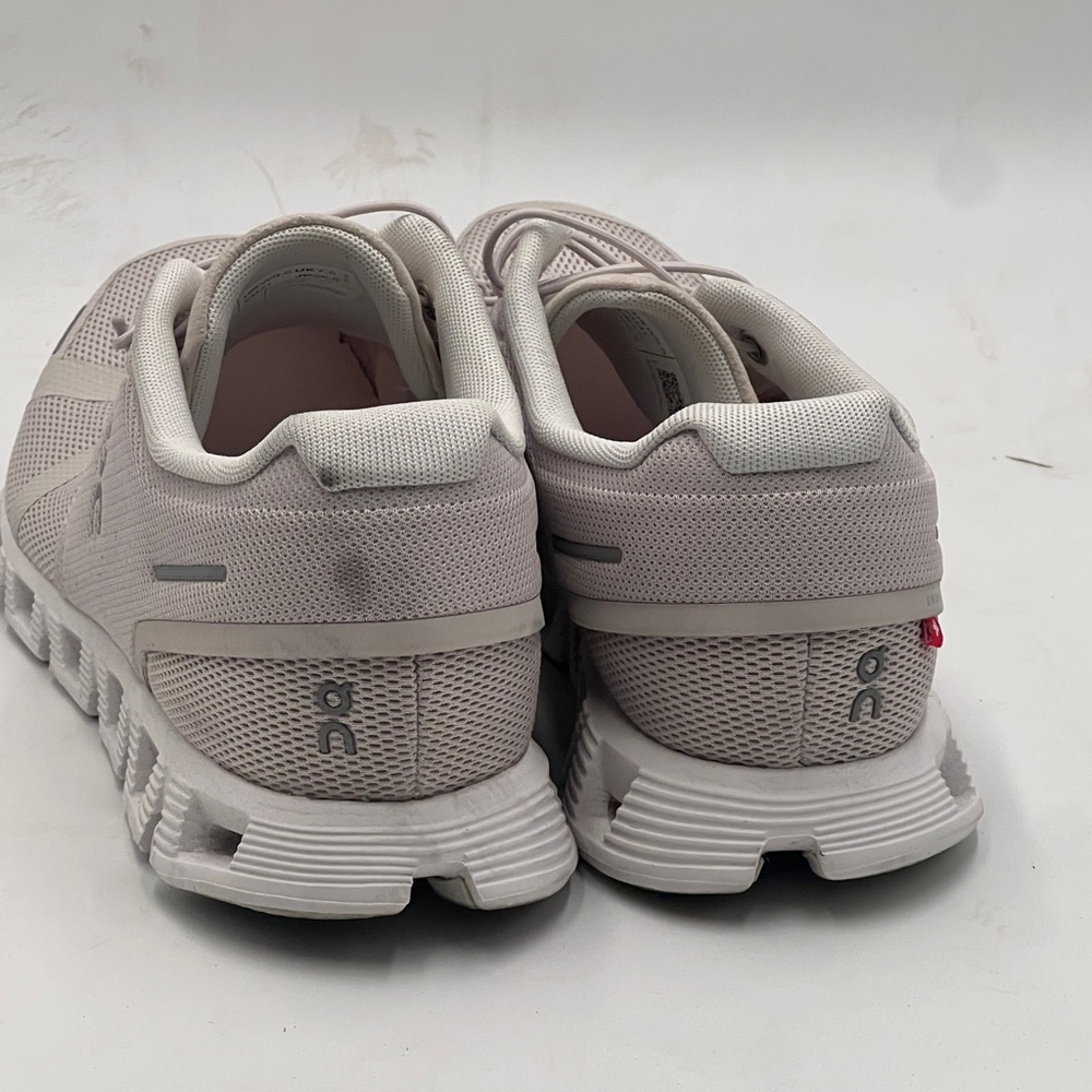 On Running Woman’s Beige Running Shoes - Picture 7 of 7